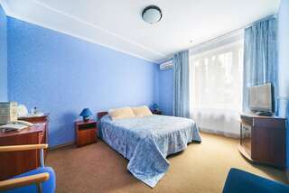 Гостиница Дельта Отель Севастополь Двухместный номер комфорт с 1 кроватью или 2 отдельными кроватями-1